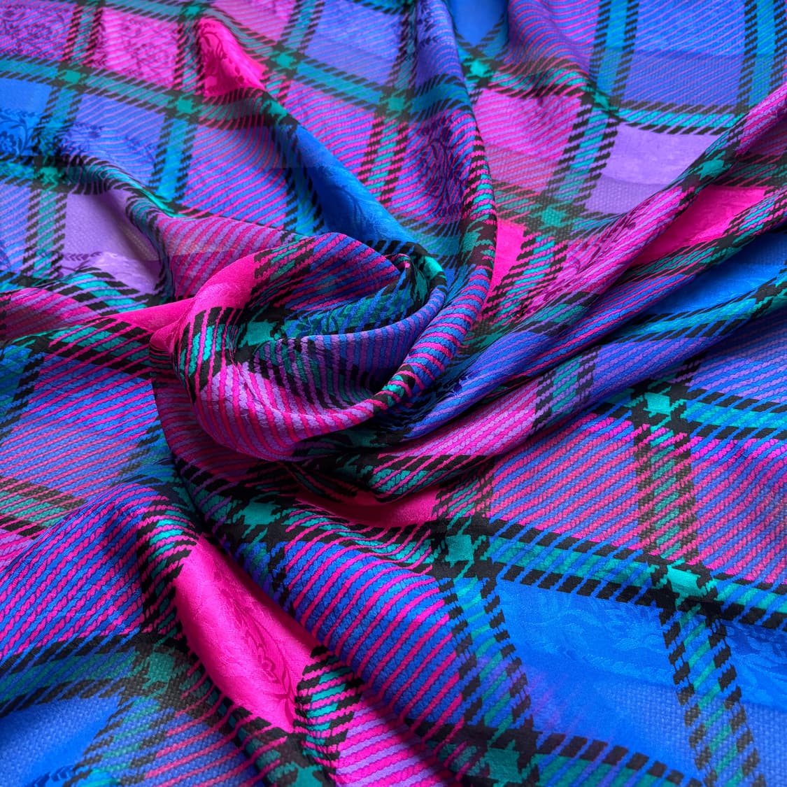 입생로랑 YSL 빈티지 정사각 실크스카프 상품이미지10