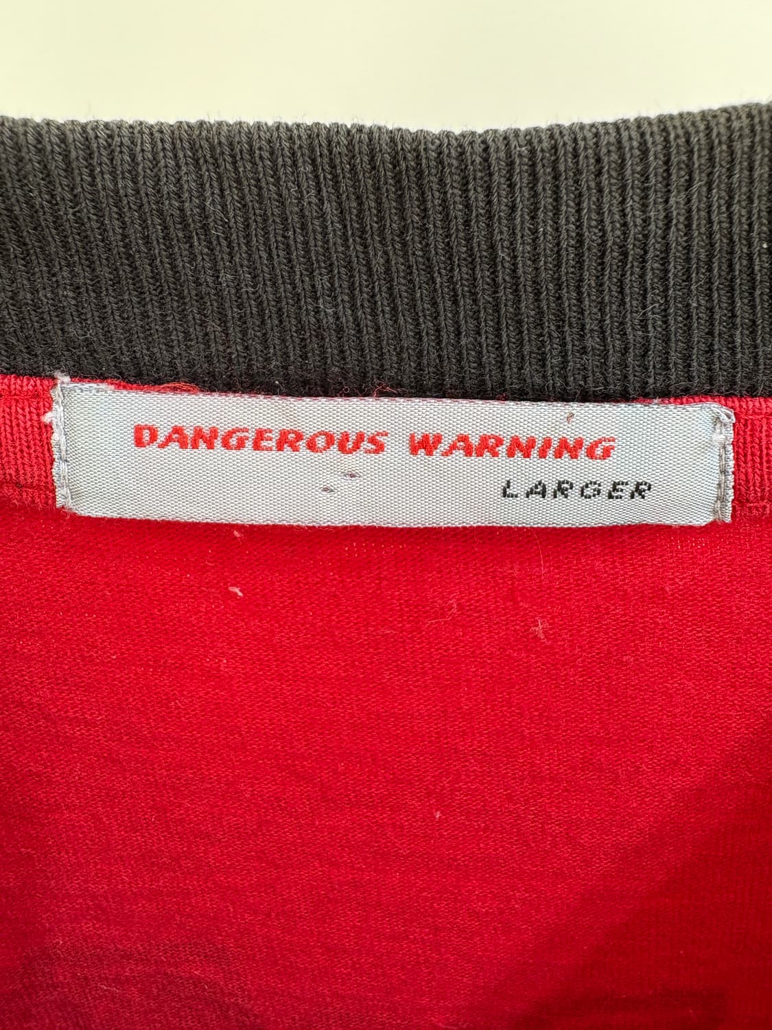 DANGEROUS WARNING 긴팔티셔츠 상품이미지7