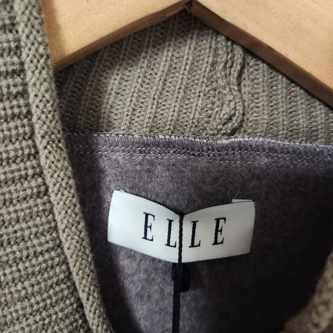 J62 [90] 새상품 엘르 여성 폴라 긴팔 상품이미지3