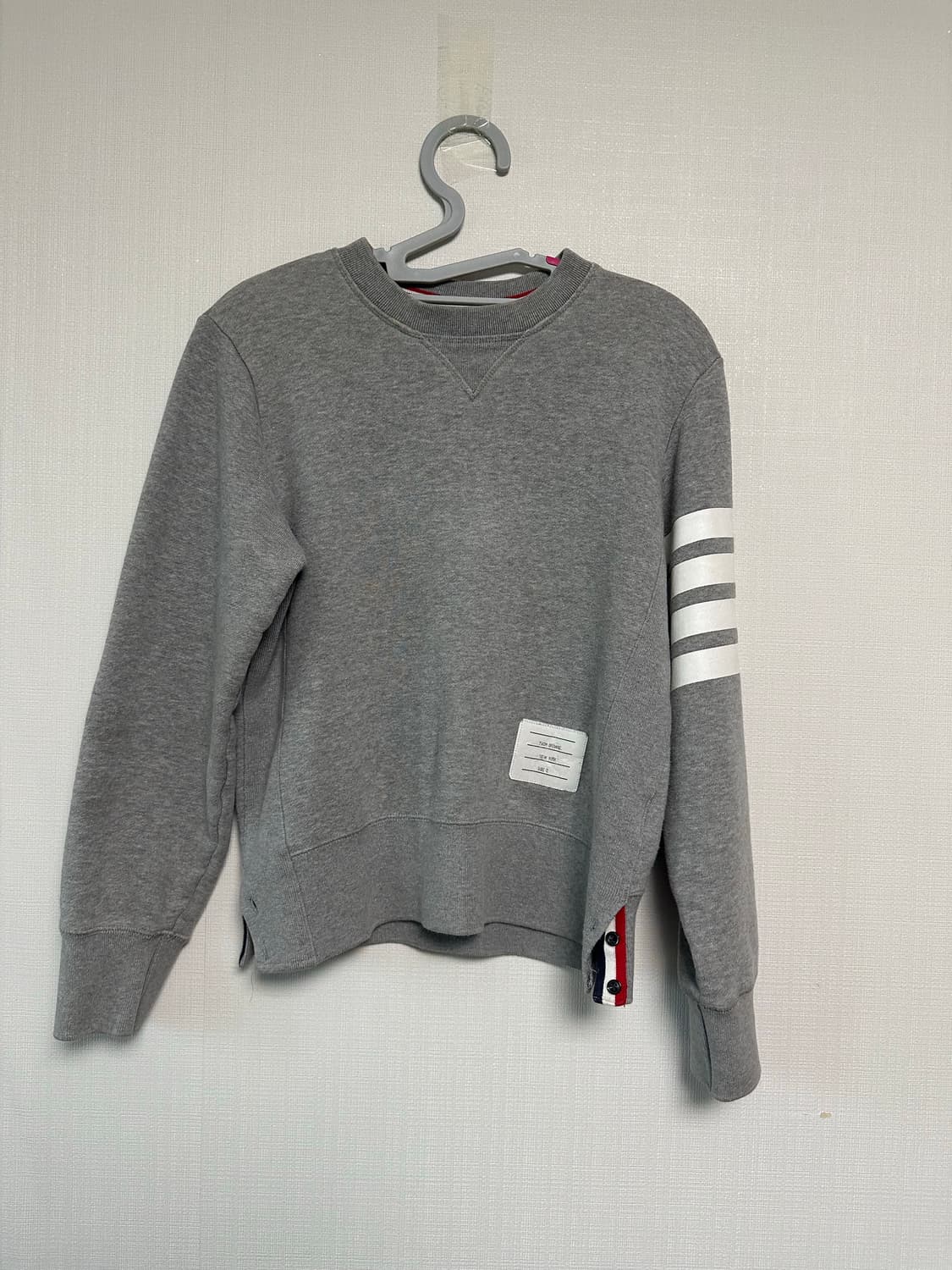 톰브라운 완장 맨투맨 0 Size 상품이미지1
