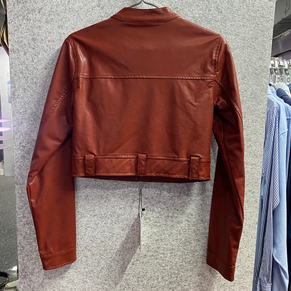 블랙업 브라운 레더 크롭 집업 자켓 B3944 상품이미지4