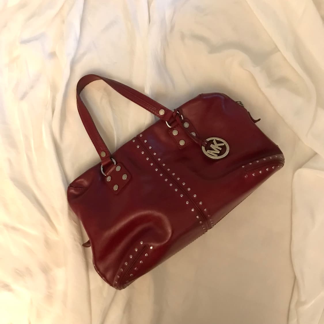 Michael Kors 마이클코어스 레드 레더 스터드 백 상품이미지4