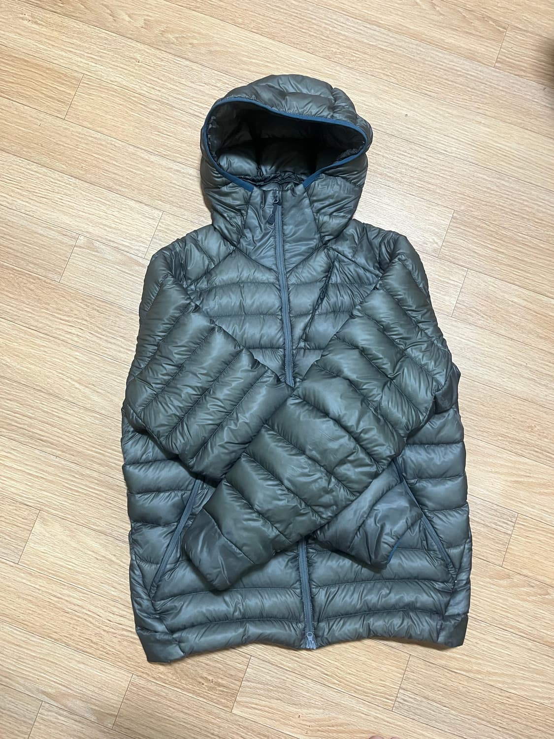 시에라디자인 뮤어 경량 구스다운 후드자켓 그레이(L) 경량패딩 상품이미지2