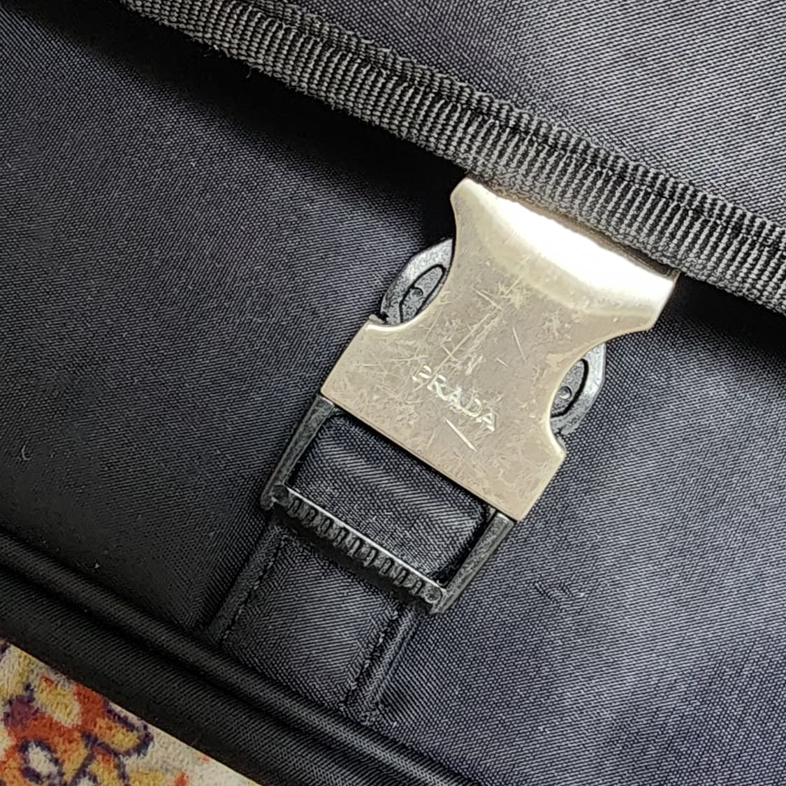 프라다 나일론 스포츠 크로스백 메신저백 상품이미지7