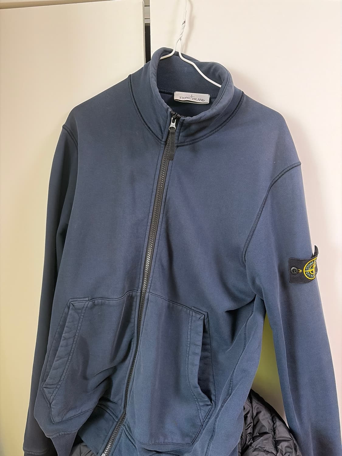 스톤아일랜드 네이비 집업 상품이미지1