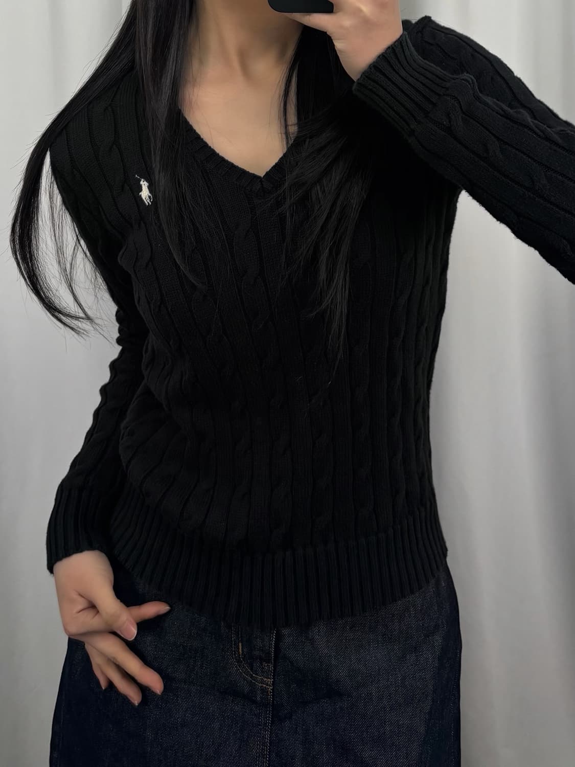 폴로 브이넥 블랙 꽈배기 니트 상품이미지2