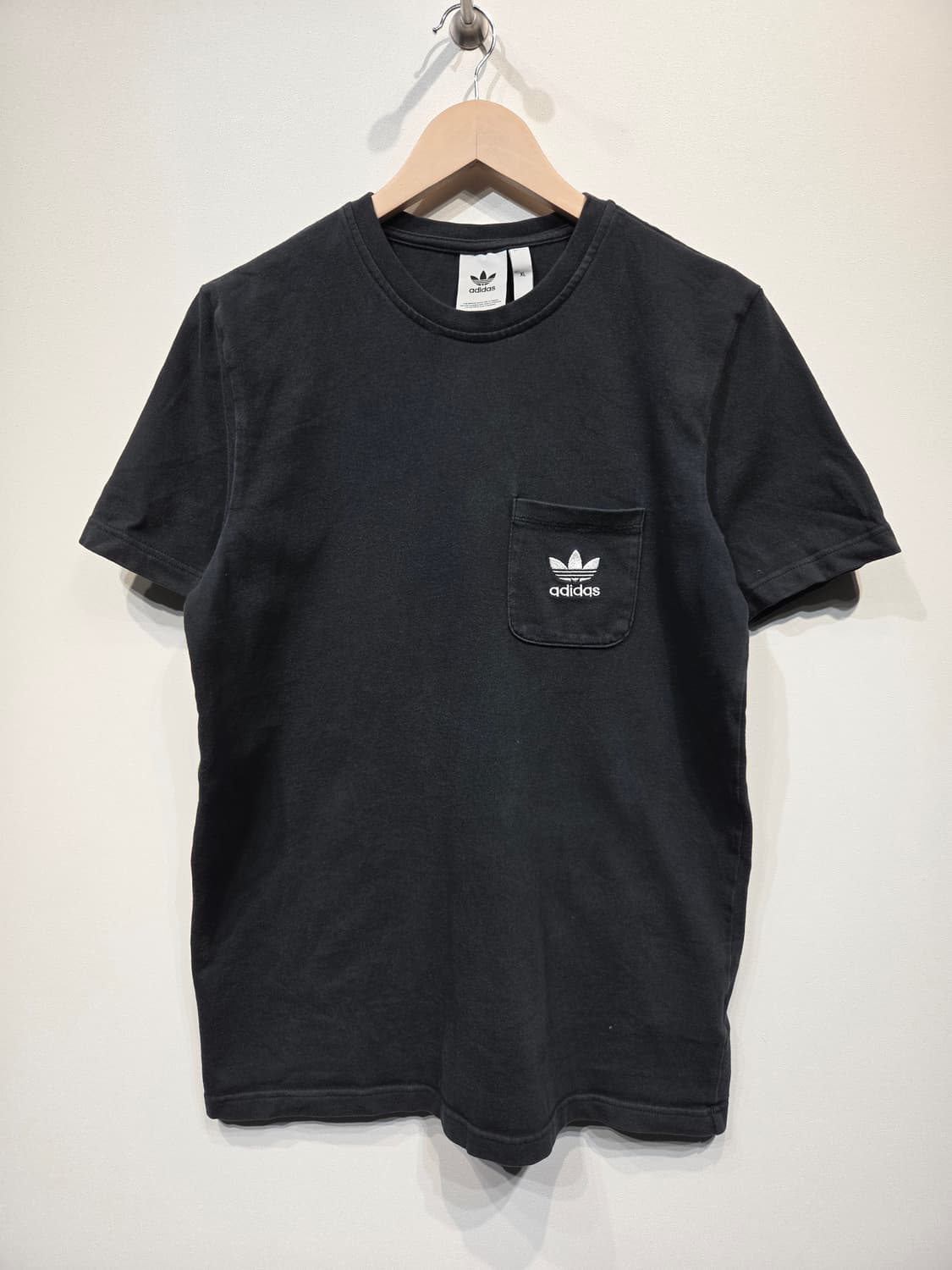 아디다스 포켓 반팔 티셔츠 블랙_XL 상품이미지2