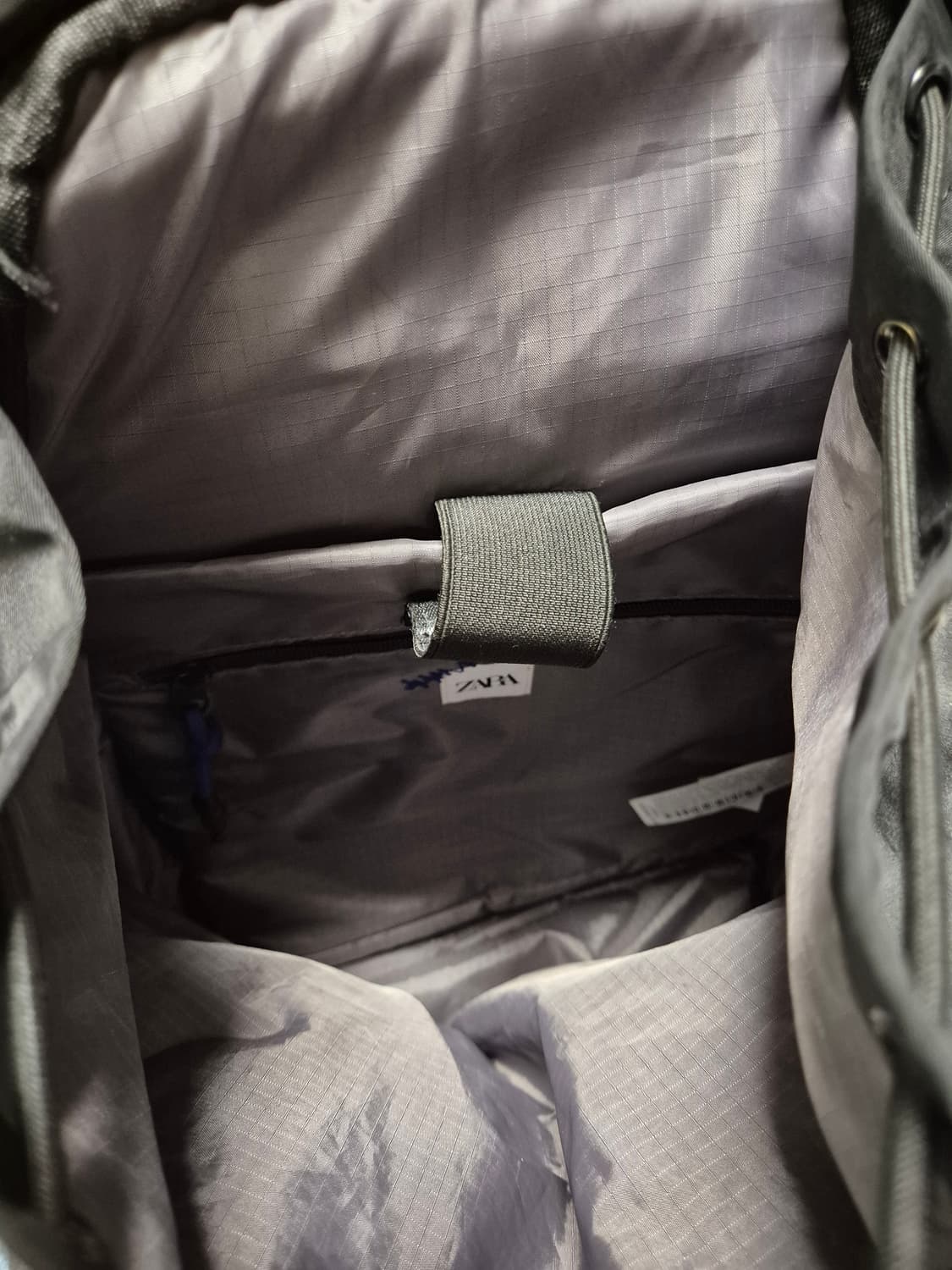 자라 아더에러 콜라보 백팩 상품이미지4