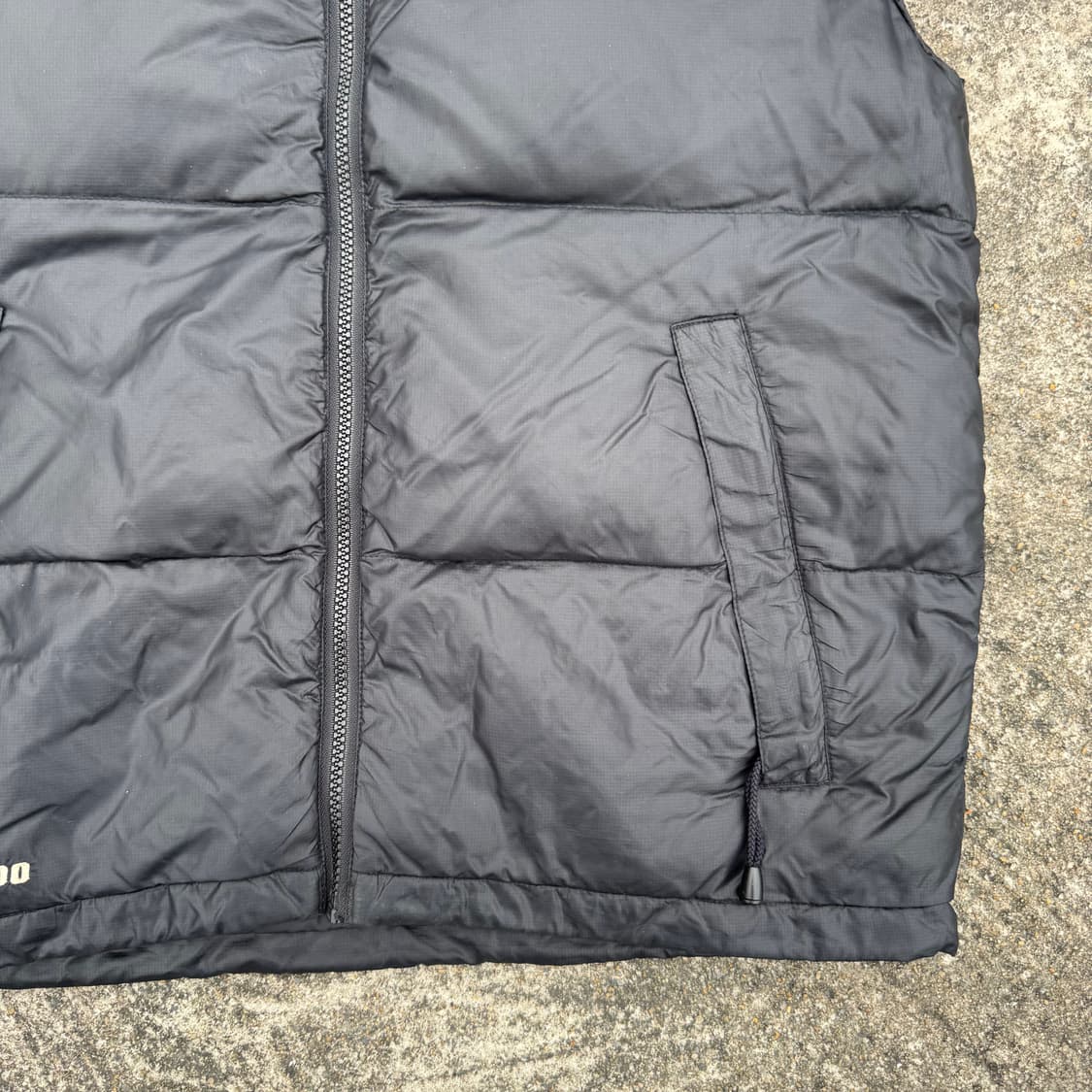 [M] TNF 노스페이스 센터로고 패딩 조끼 상품이미지4