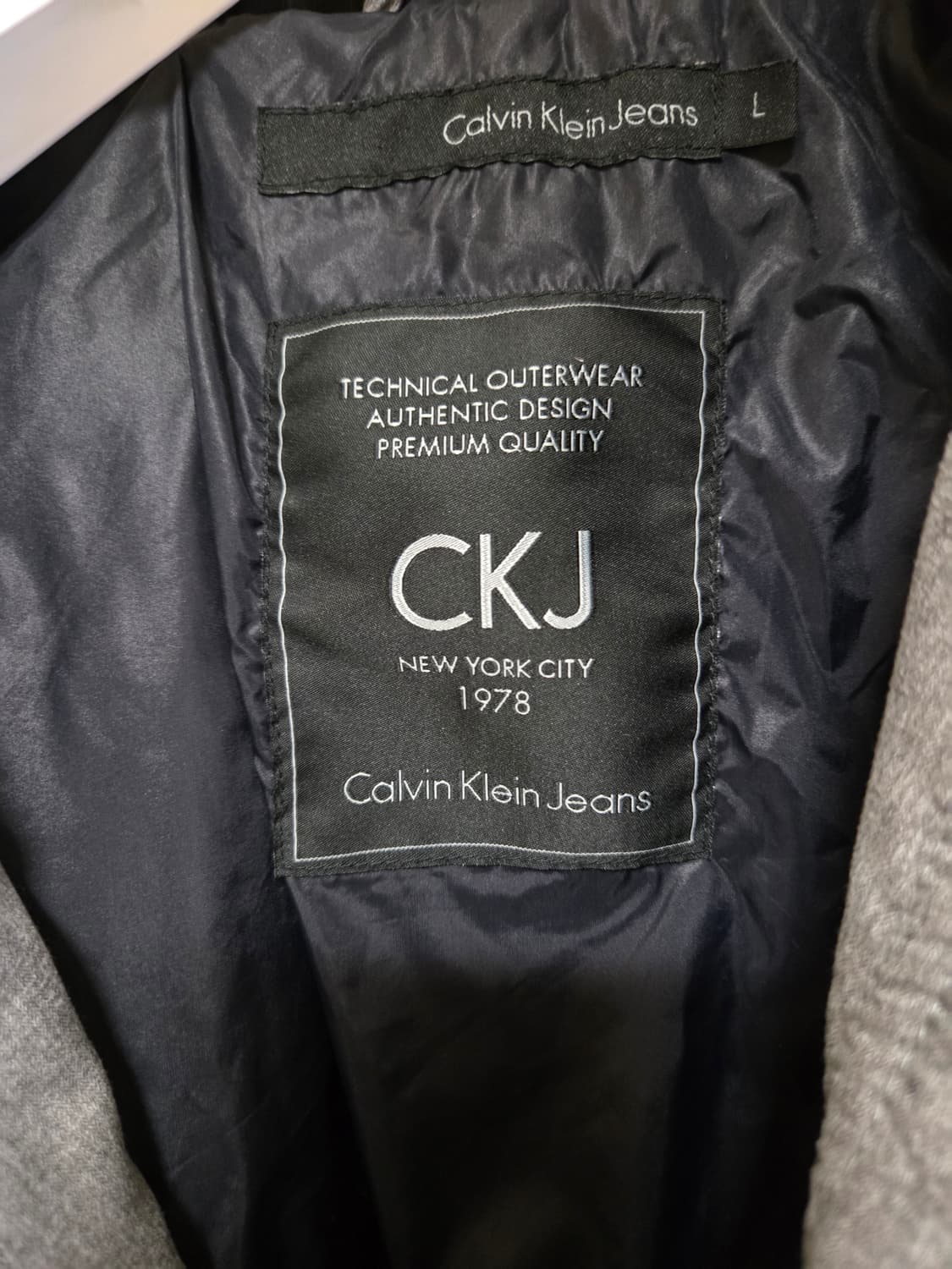 캘빈클라인 진스 남성 경량 패딩 L사이즈 상품이미지3