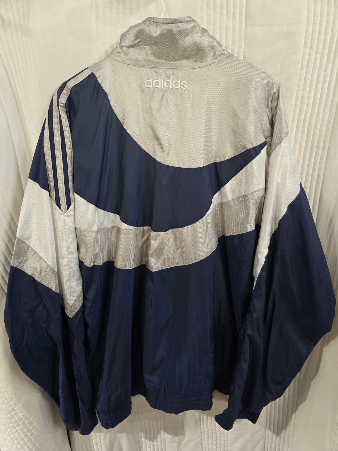 아디다스 올드스쿨 오버핏 자켓  상품이미지7