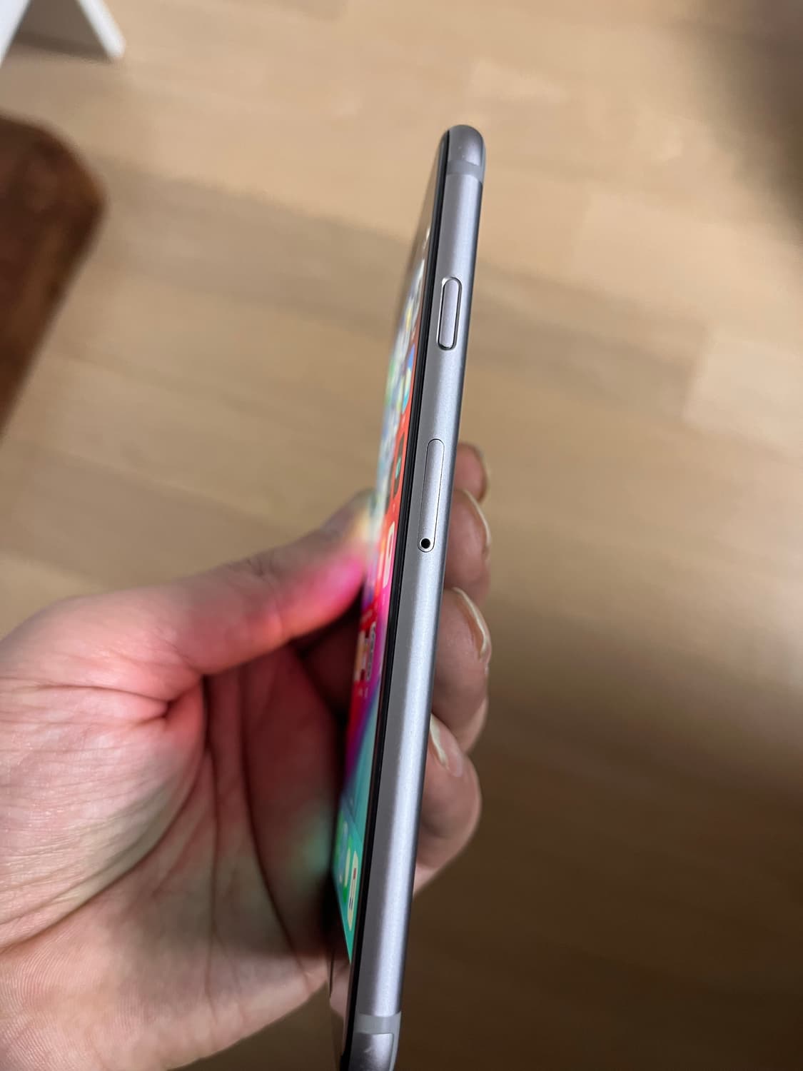 아이폰6스페이스 그레이 색상 64GB 상품이미지2