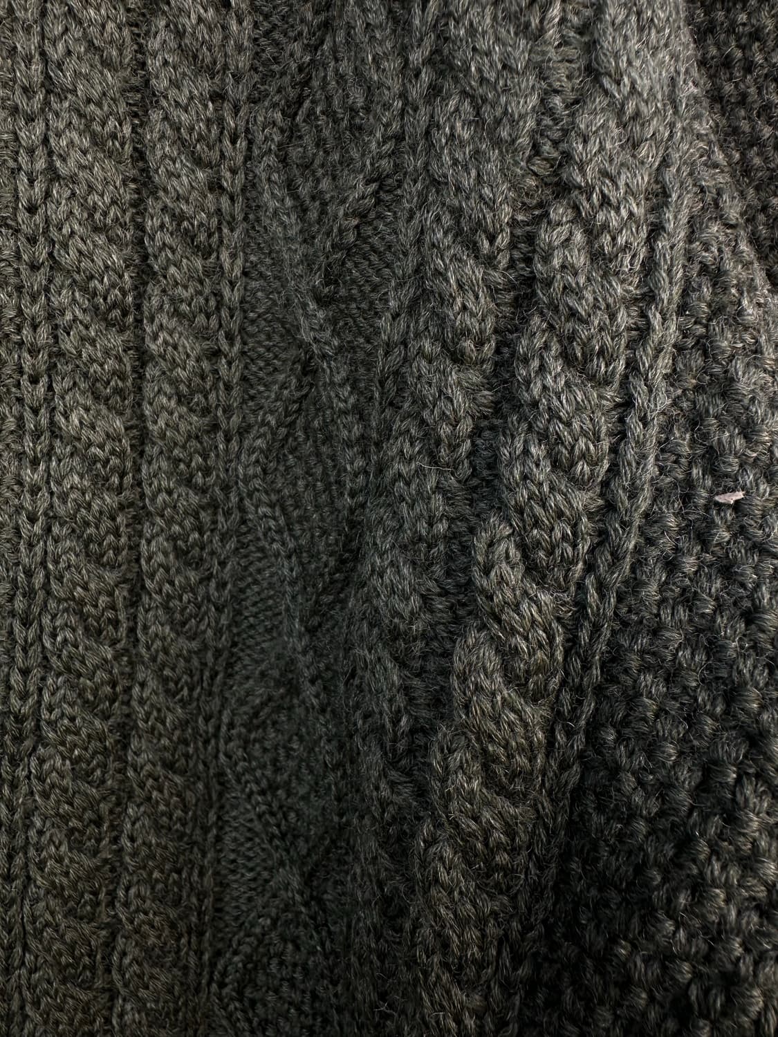 포레스트 그린 컬러에 티롤리안(Tyrolean) 가디건 상품이미지5