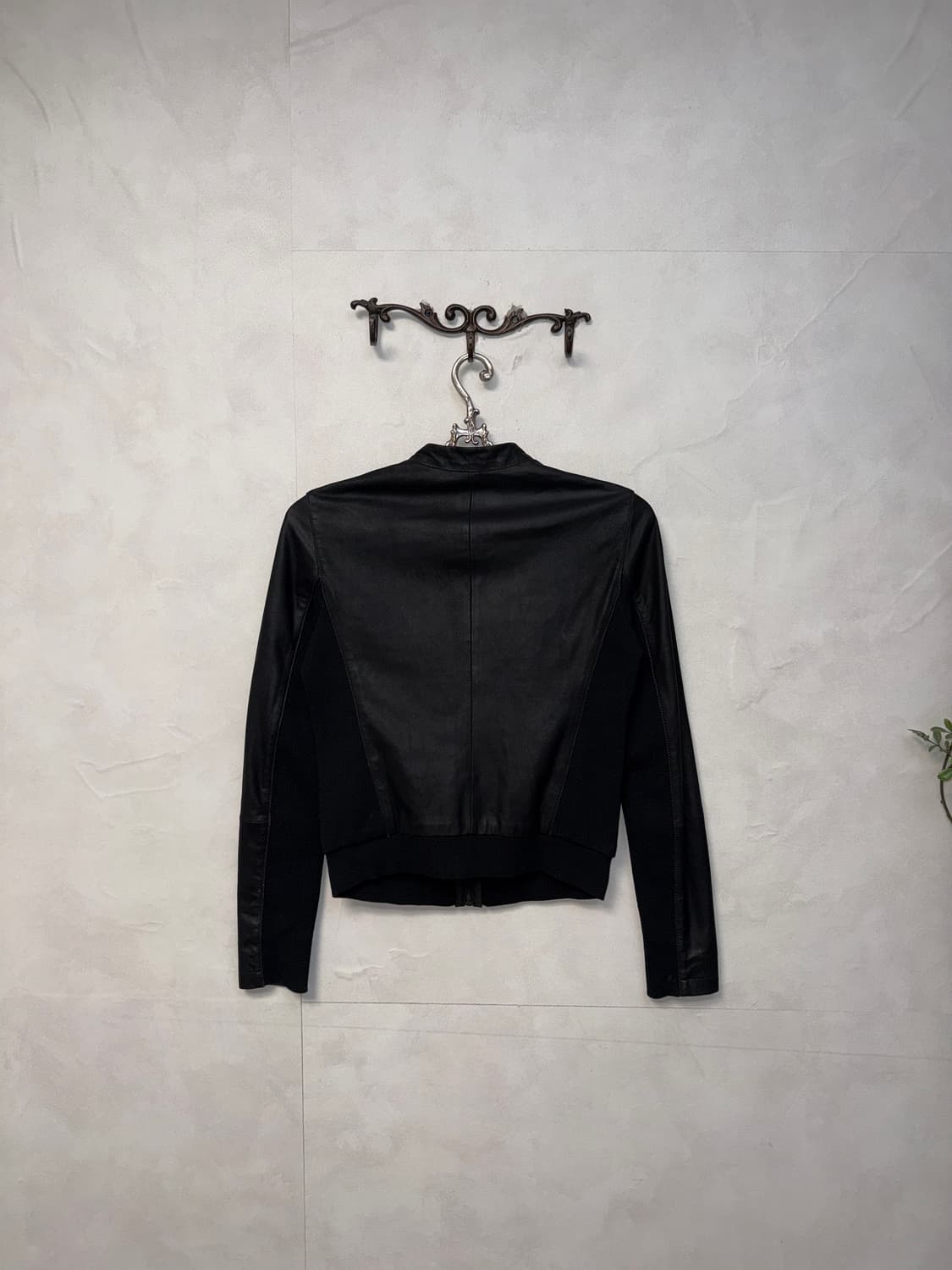 Armani Exchange black goat skin zipup 상품이미지4