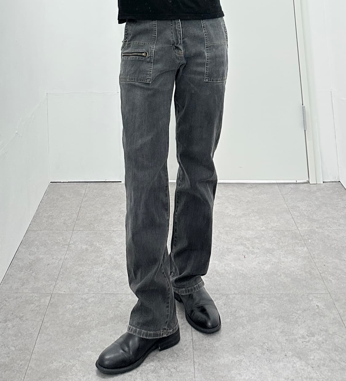 Gray zipper detail denim jeans  상품이미지1