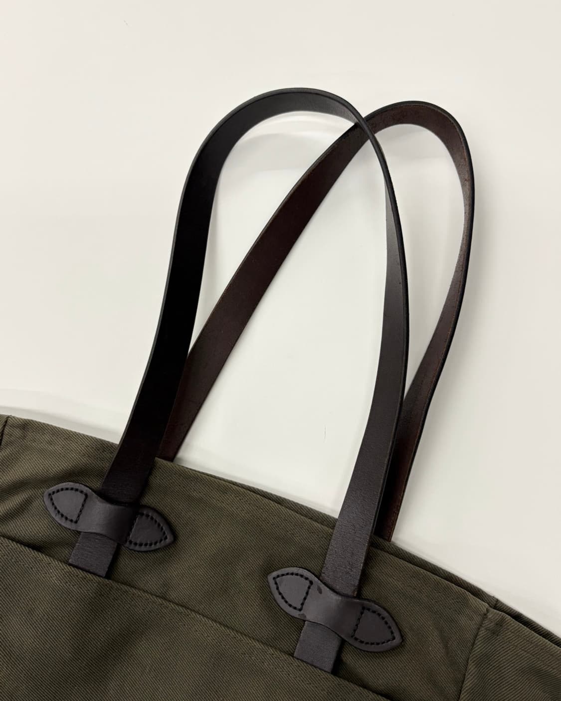 Filson 필슨 카키컬러 캔버스 토트백 상품이미지3
