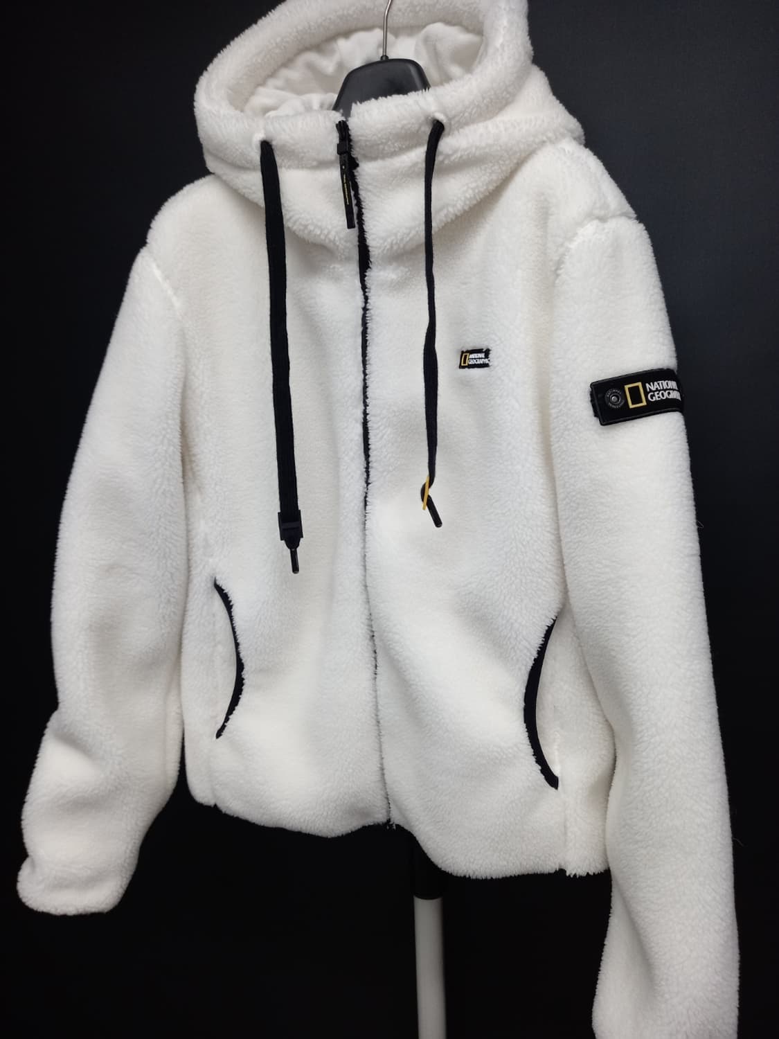 내셔널지오그래픽 춘추동 비숑부클 후드점퍼 55.66 상품이미지4