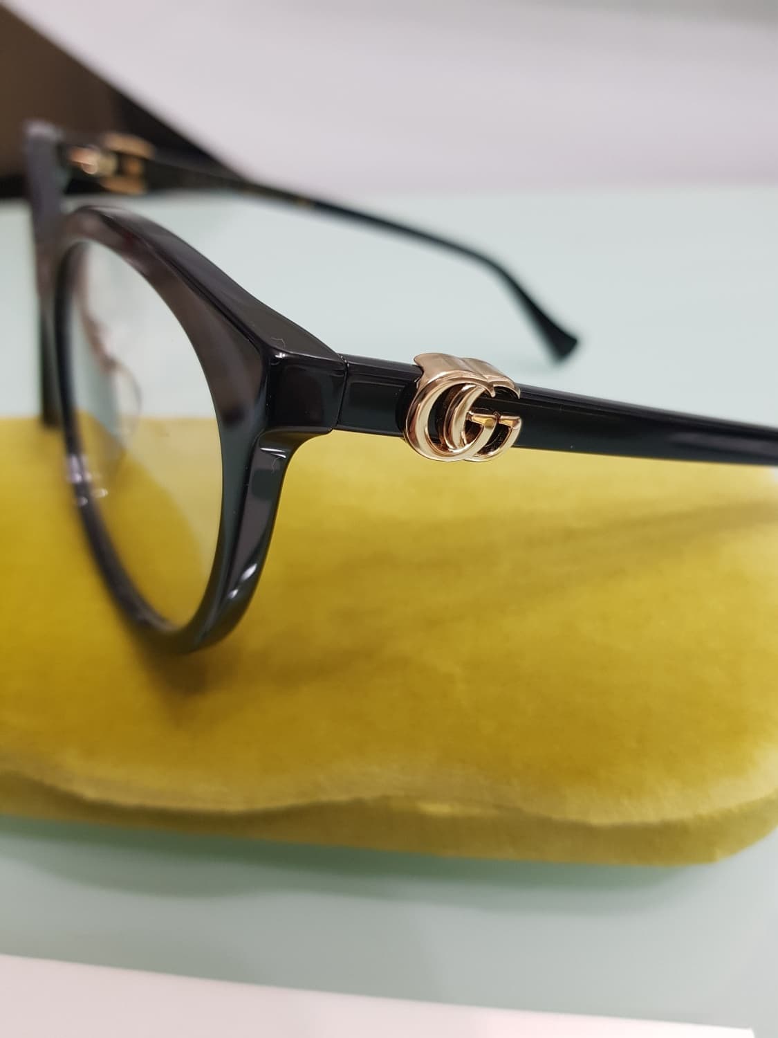 새상품 정품)구찌 GG 로고 블랙 뿔테 안경 상품이미지5