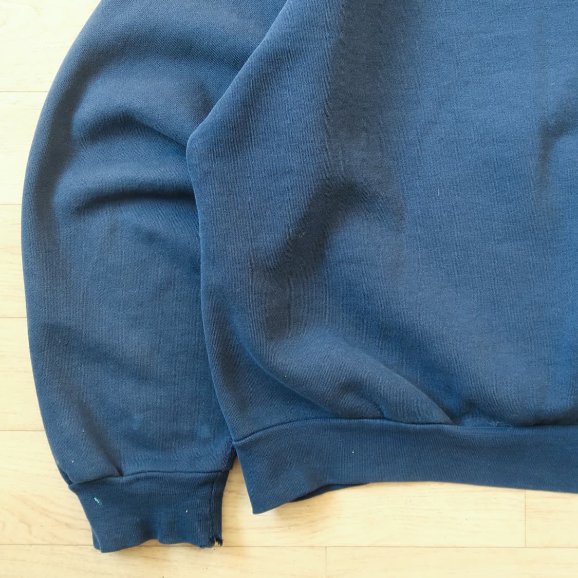  빈티지 90s 페이딩 스웻셔츠 상품이미지9