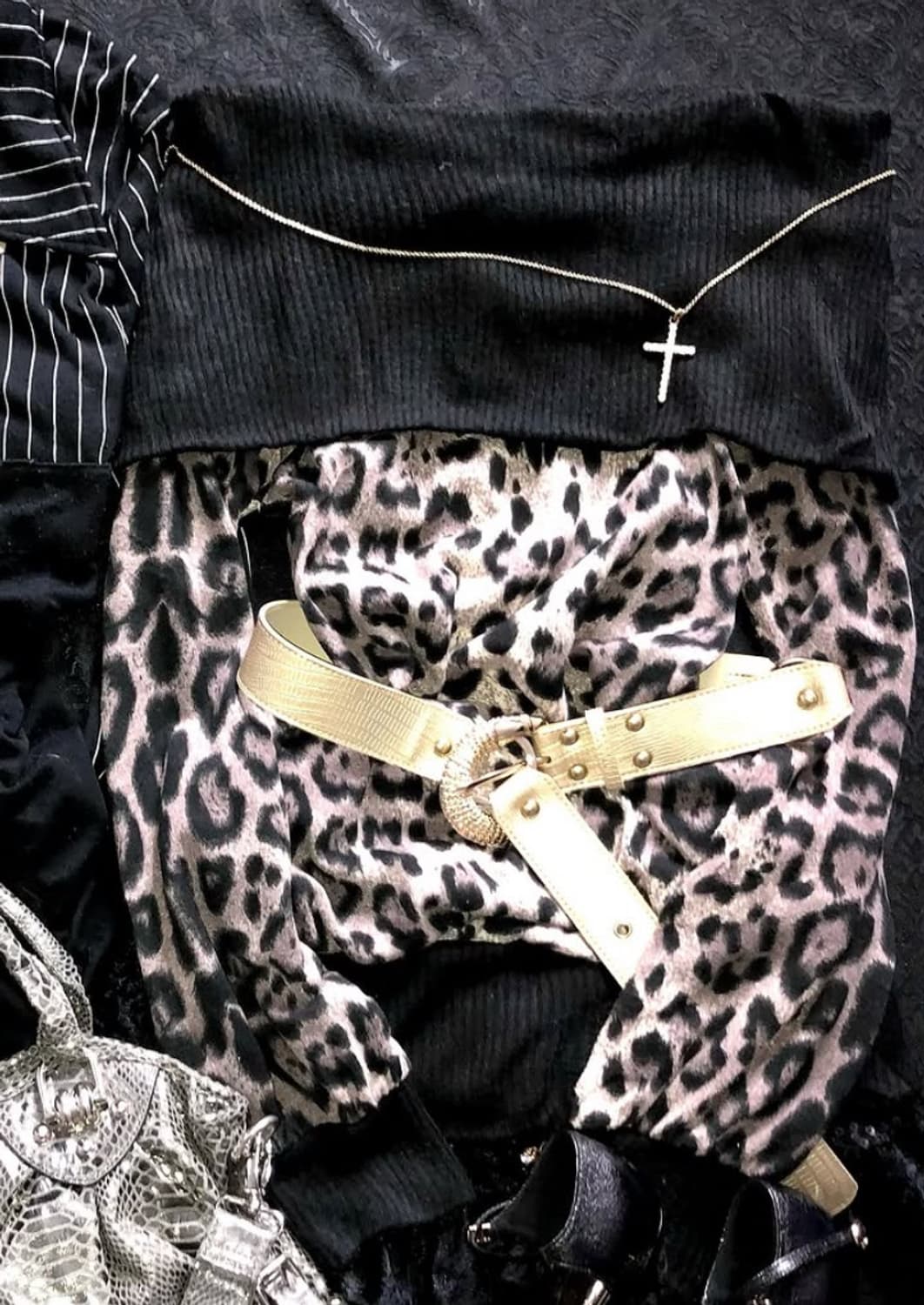 오네갸루 호피 레오파드 뮤트 쿠로갸루 오프숄더 니트 탑 원피스 상품이미지1