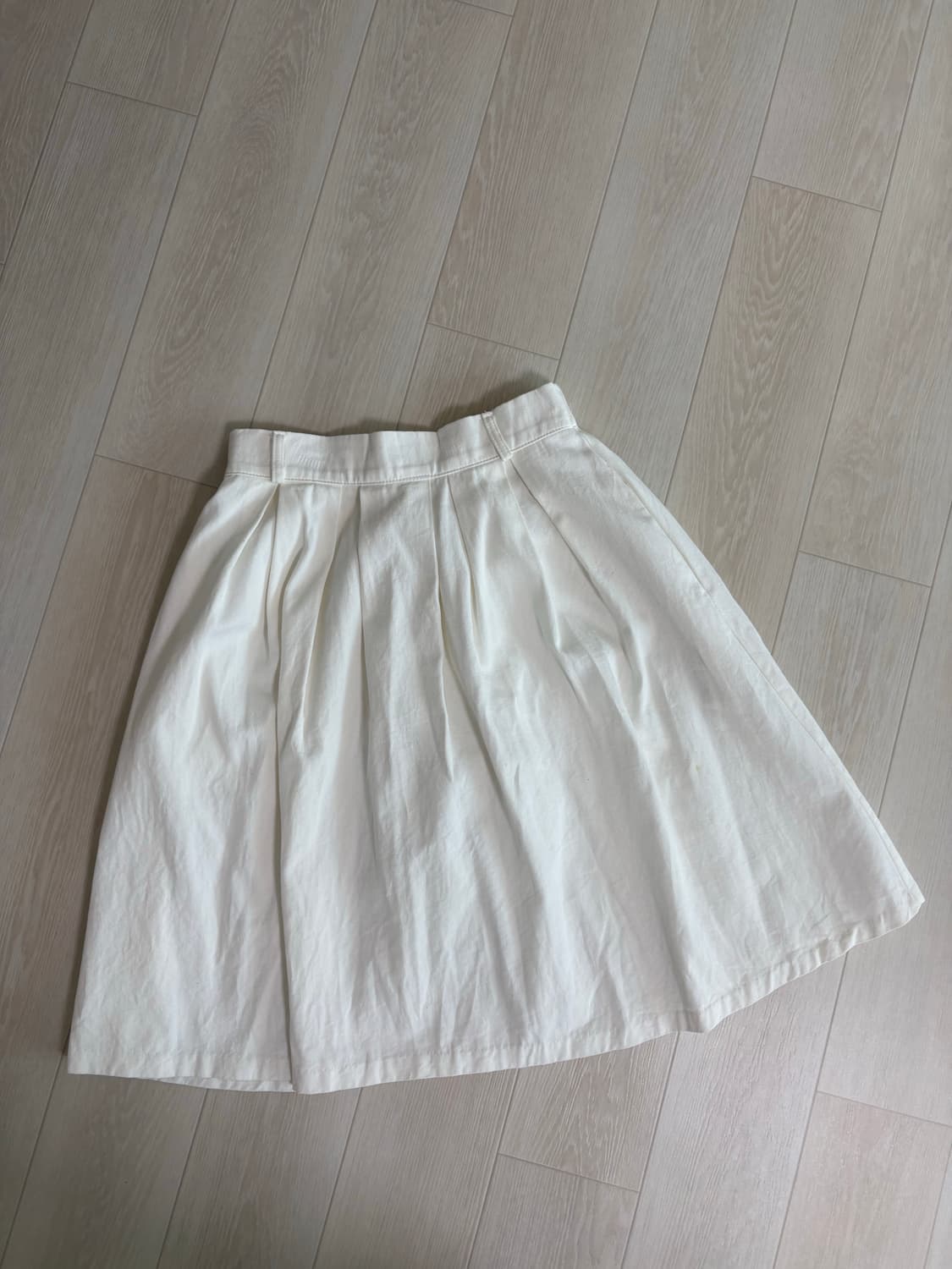 White midi skirt ⋆ 상품이미지1