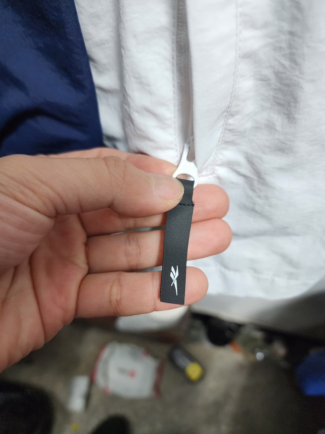 (새상품) 리복 클래식 빅로고 바람막이 3XL 상품이미지3