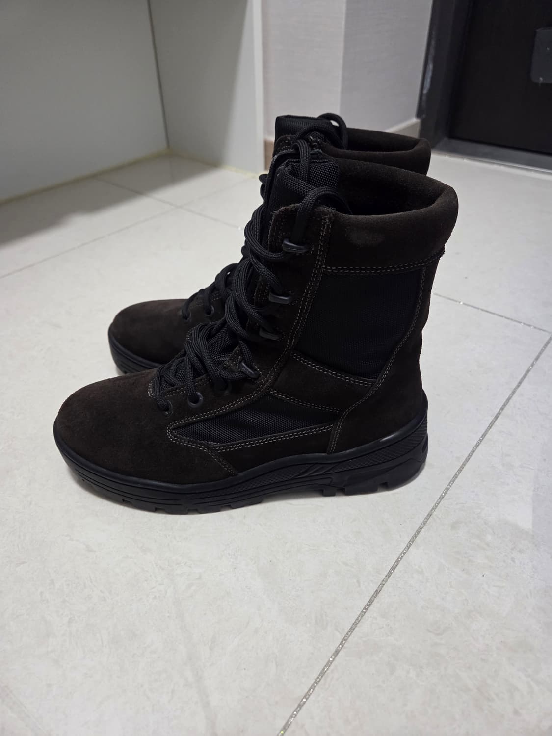 이지 시즌4 컴뱃부츠 오일 상품이미지2