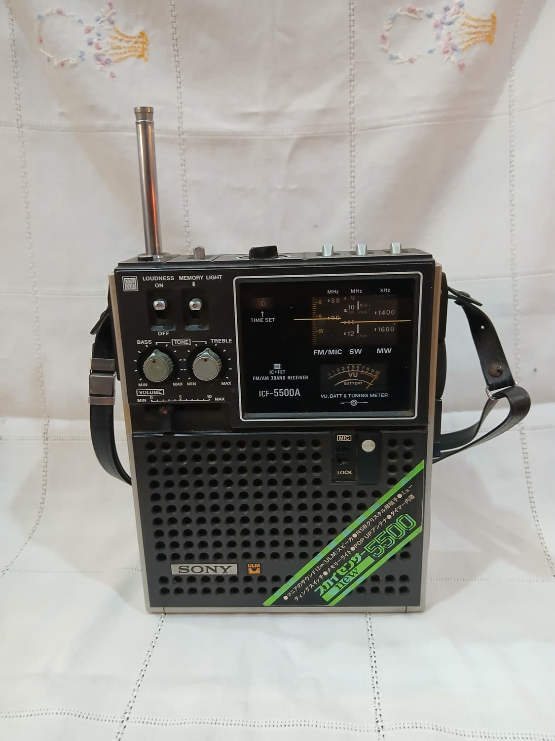 빈티지 소니 ICF-5500A FM/AM 3밴드 라디오 상품이미지1