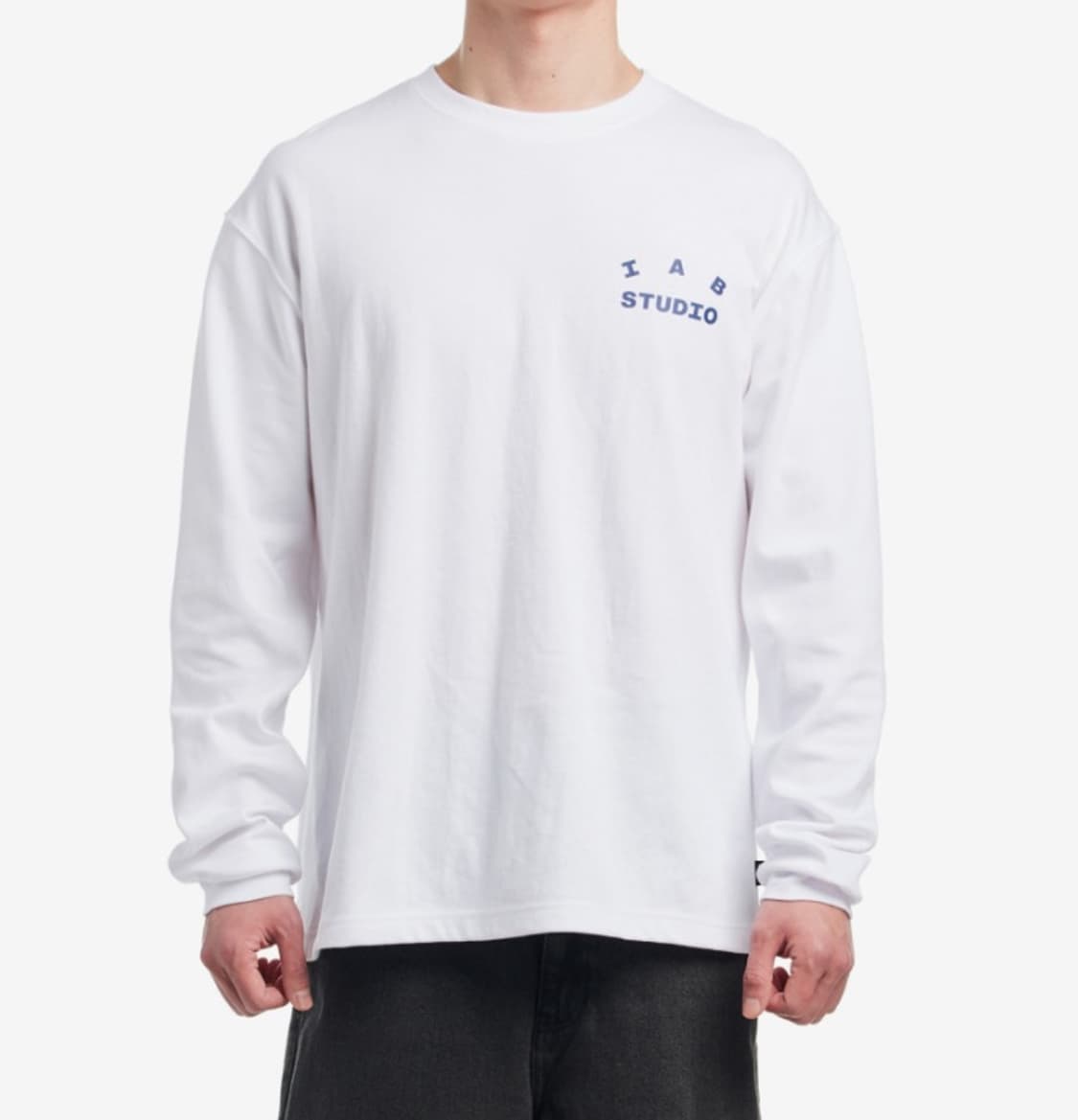 (새상품) 25FW IAB Studio 아이앱 스튜디오 롱슬리브 화이트X 상품이미지2