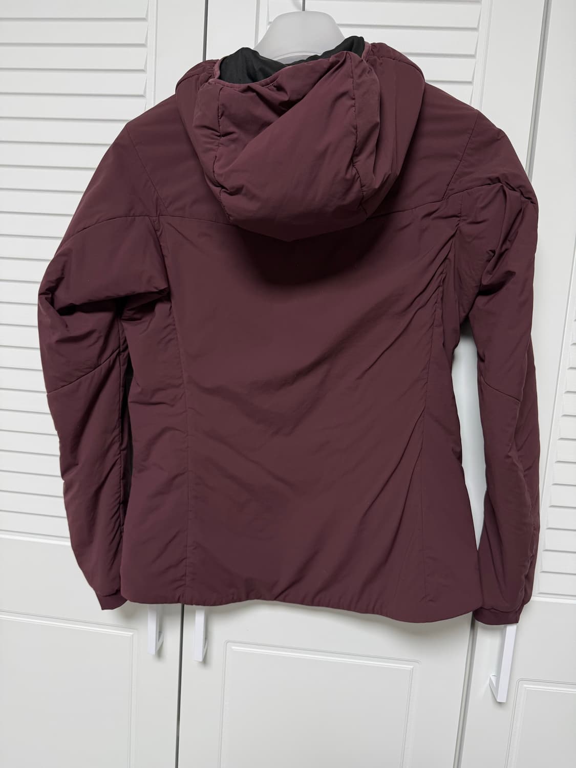 아크테릭스 프로톤 LT 여성 후디 자켓 상품이미지3