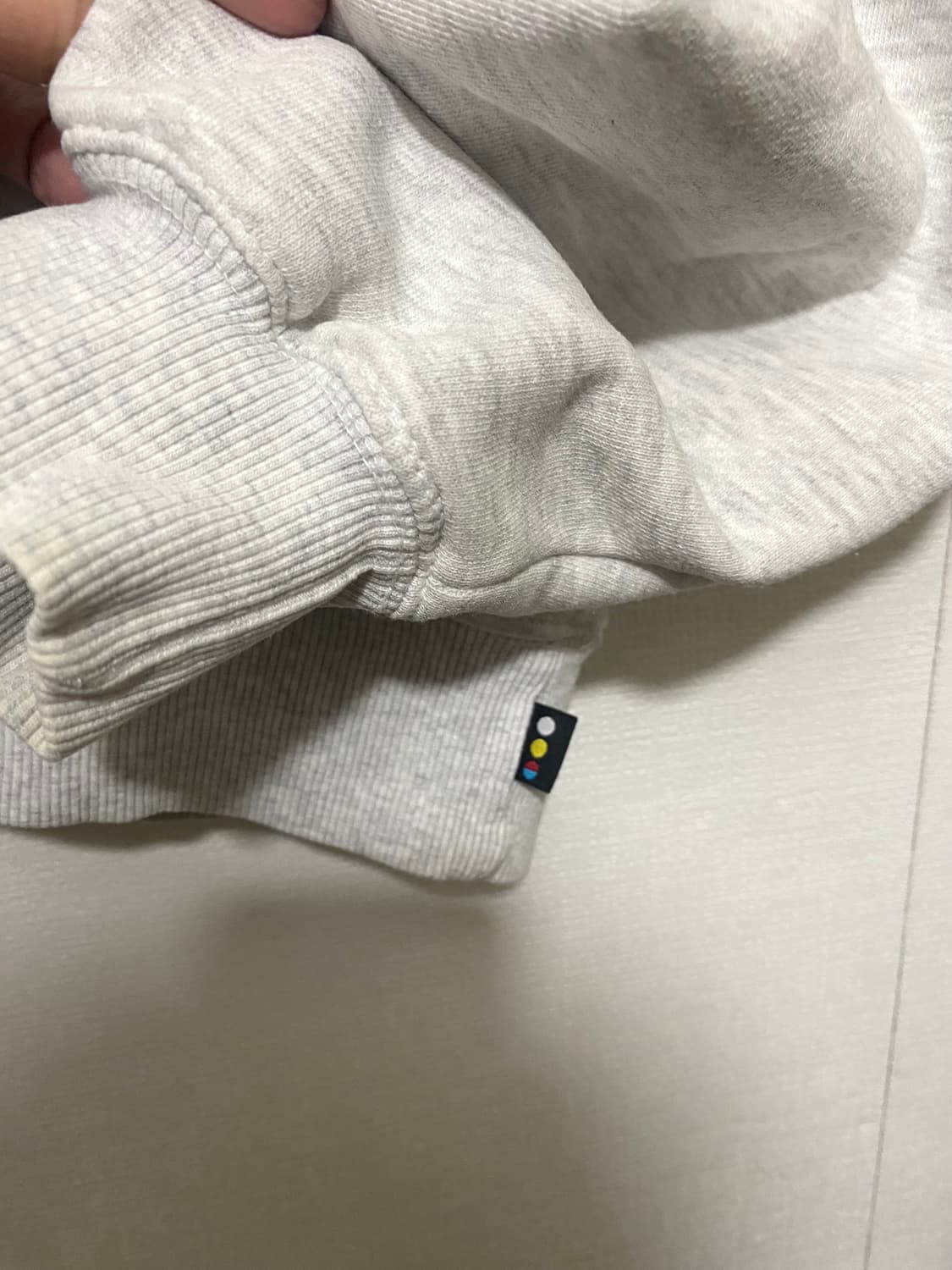 IAB STUDIO 그레이 색상 후드티 상품이미지4