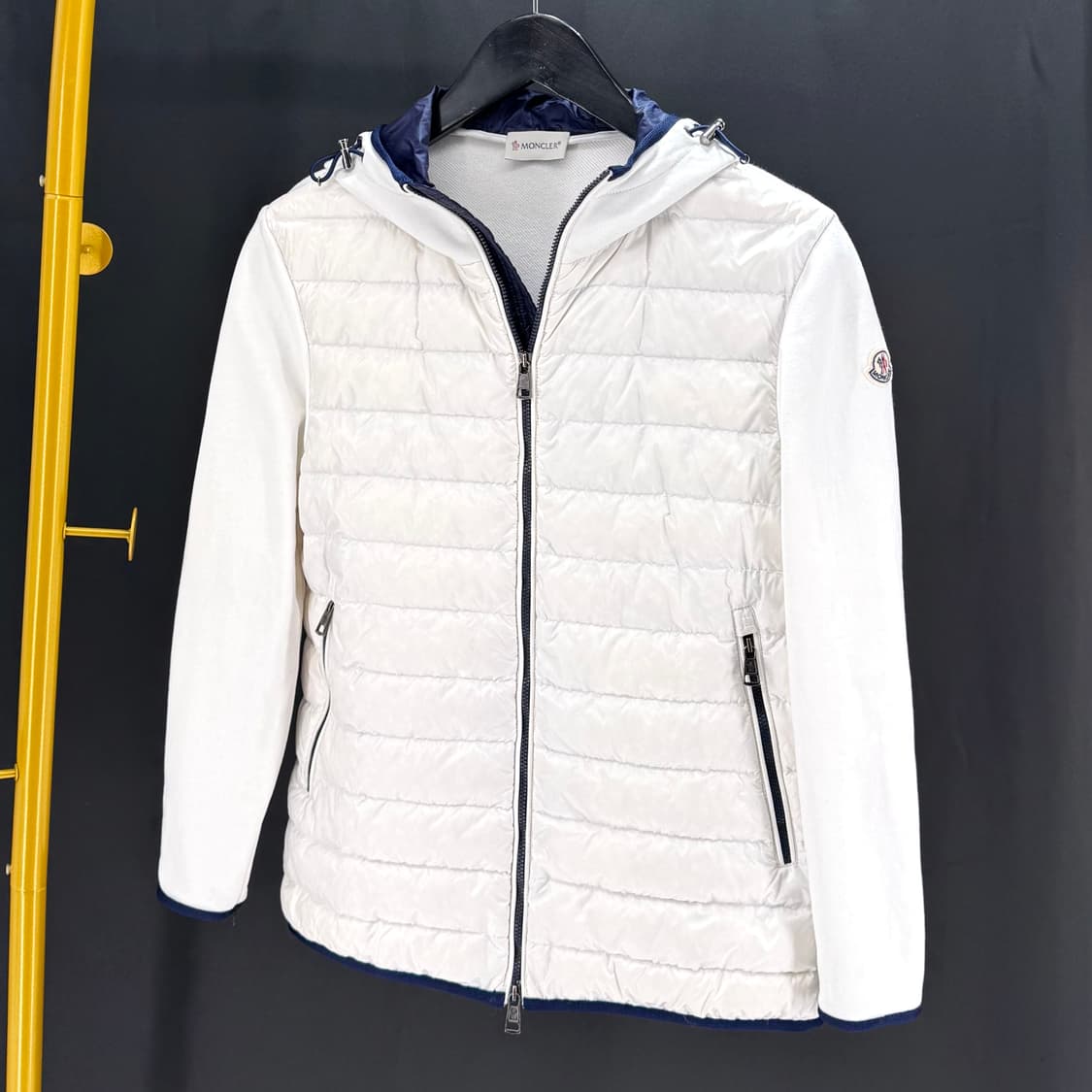 [M사이즈] 몽클레어 패딩 후드집업 자켓 화이트 상품이미지5