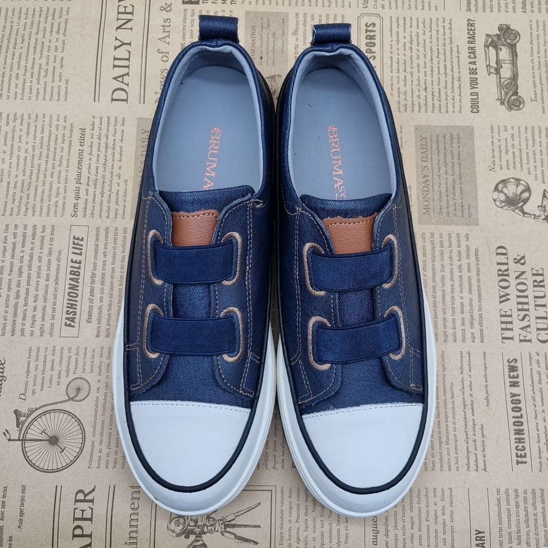 브루마스 소가죽 밴딩 스니커즈 250 상품이미지2