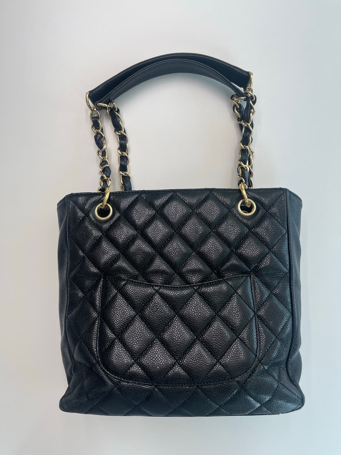 샤넬 그랜드샤핑 쁘띠 블랙 금장 상품이미지2