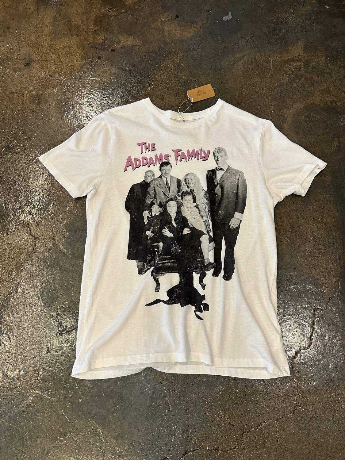 OLD NAVY The Addams Family 프린팅 반팔티 S 상품이미지1