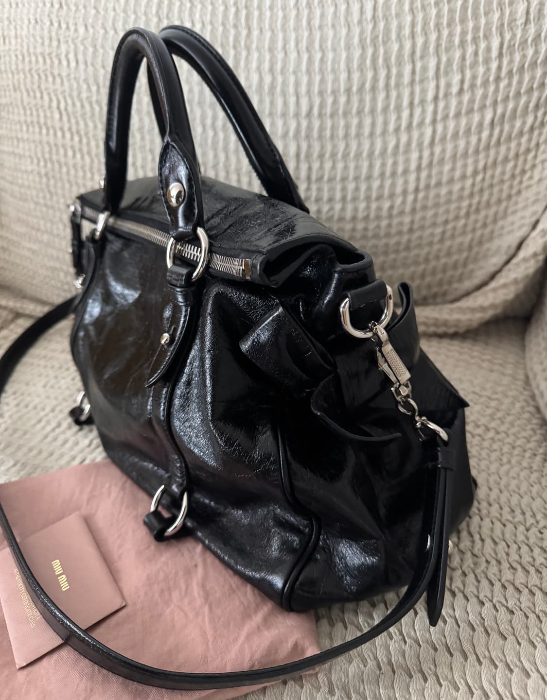 미우미우 비텔로 럭스 보우 사첼백 상품이미지5