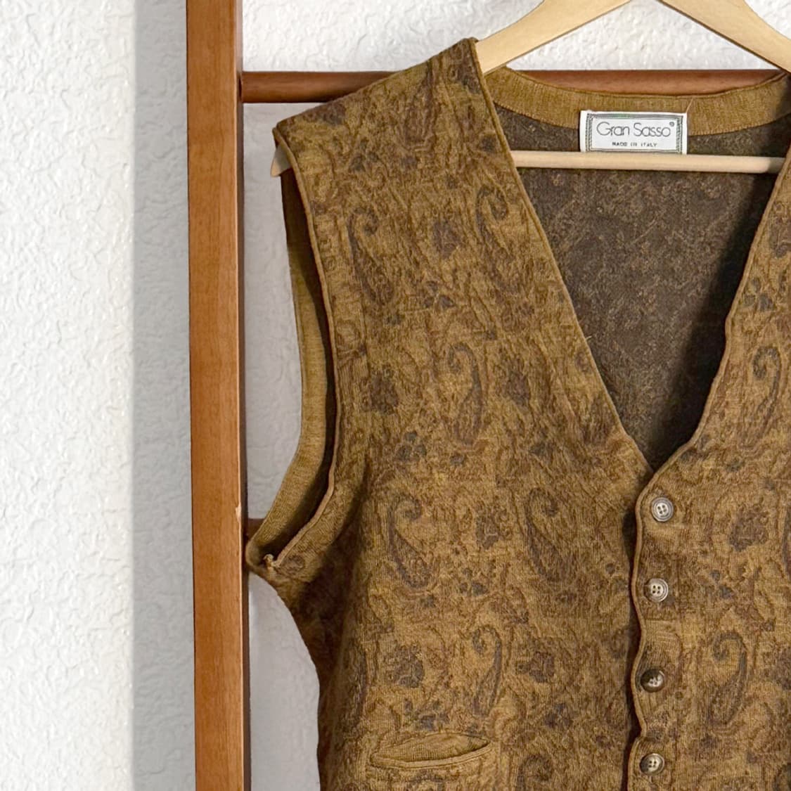 [GRAN SASSO] 올리브 모카 페이즐리 니트 베스트 상품이미지2