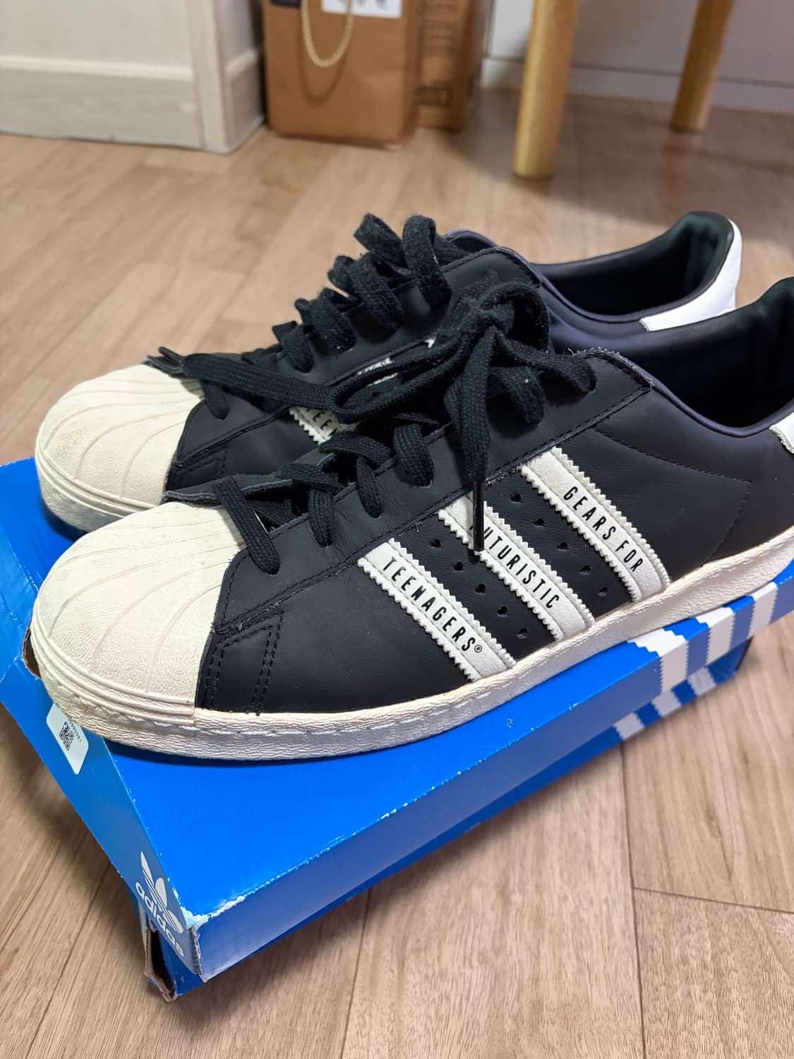 아디다스X휴먼메이드 슈퍼스타 275 블랙 상품이미지1