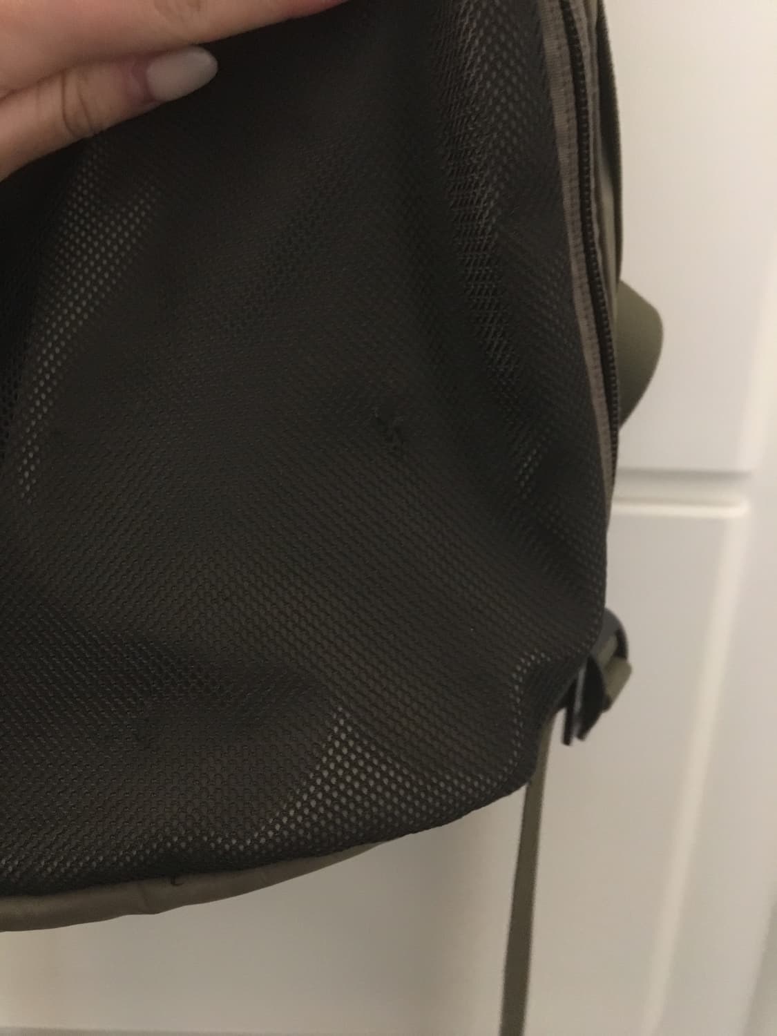 카키 드로우 스트링 백팩 상품이미지4