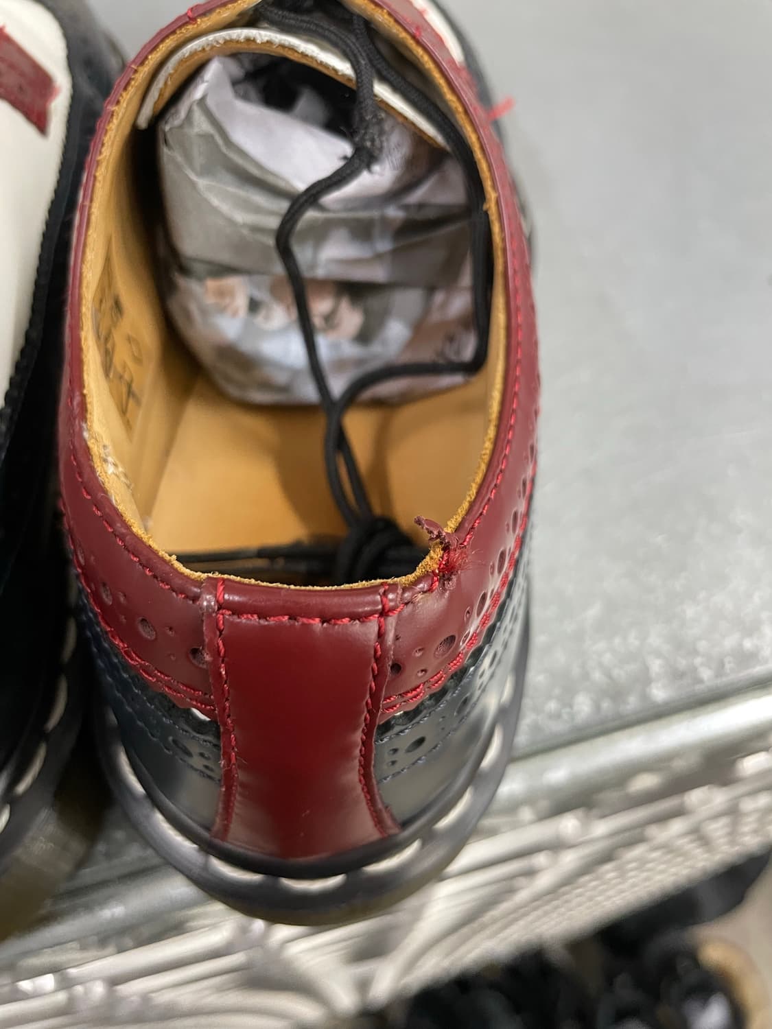 닥터마틴 5홀 윙팁 3989 브로그 슈즈  uk6 상품이미지10