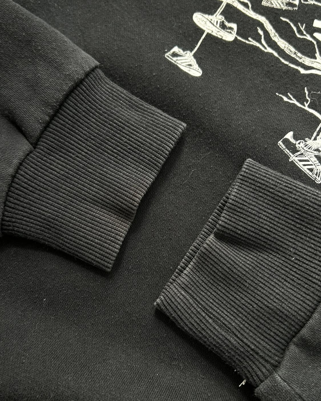 아디다스 블랙 트리 슬림 맨투맨  상품이미지6