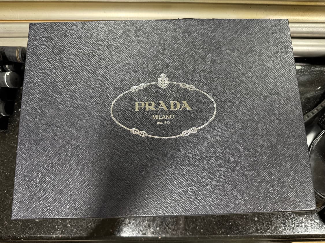 [8.5/275] PRADA 프라다 초콜릿 브러시드 가죽 로퍼 블랙 상품이미지3