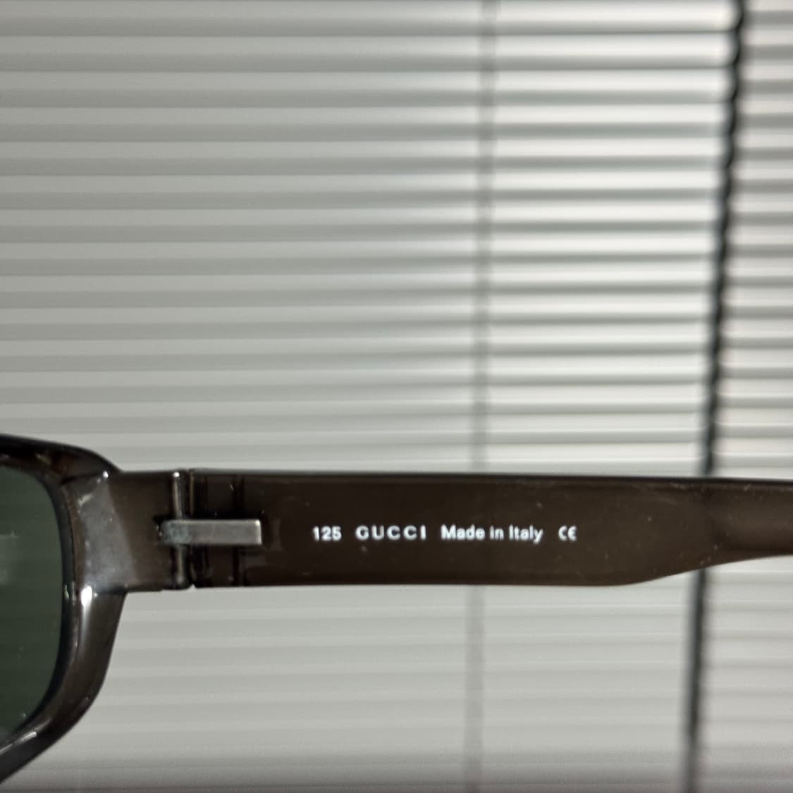 Gucci Black Sunglasses 상품이미지5