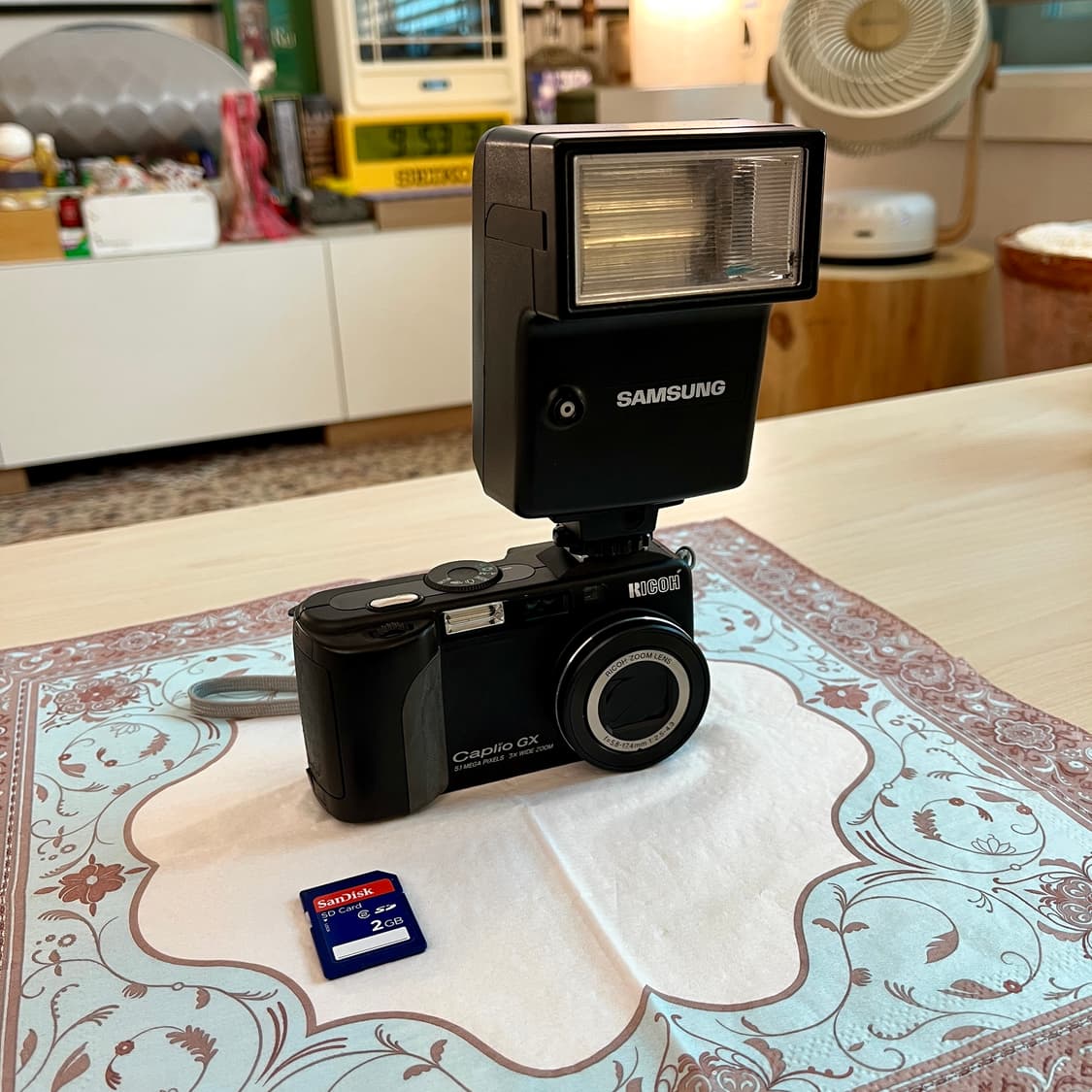 Ricoh(리코) Caplio GX 카메라 + SAMSUNG RE280X 상품이미지1