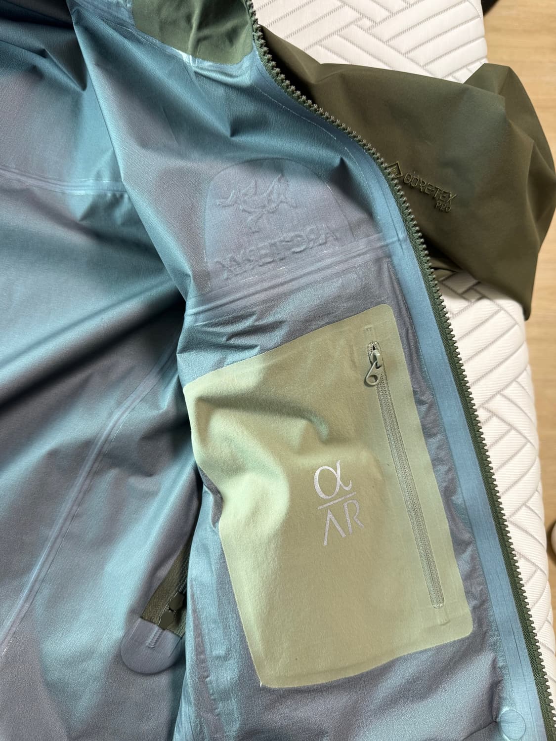 [M] 아크테릭스 알파 AR 자켓 타츠 상품이미지8