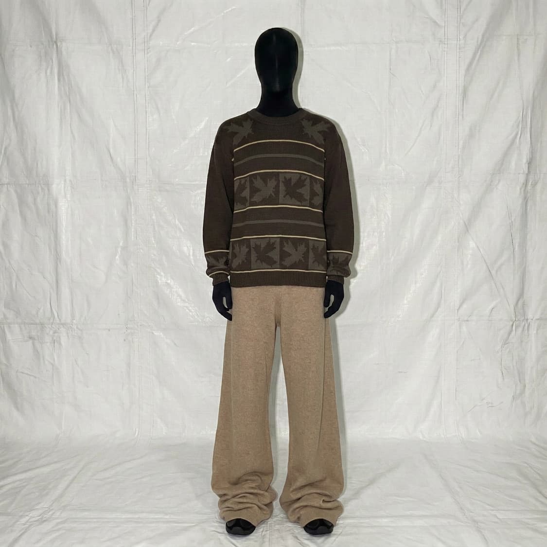 longhouse sweater 상품이미지1