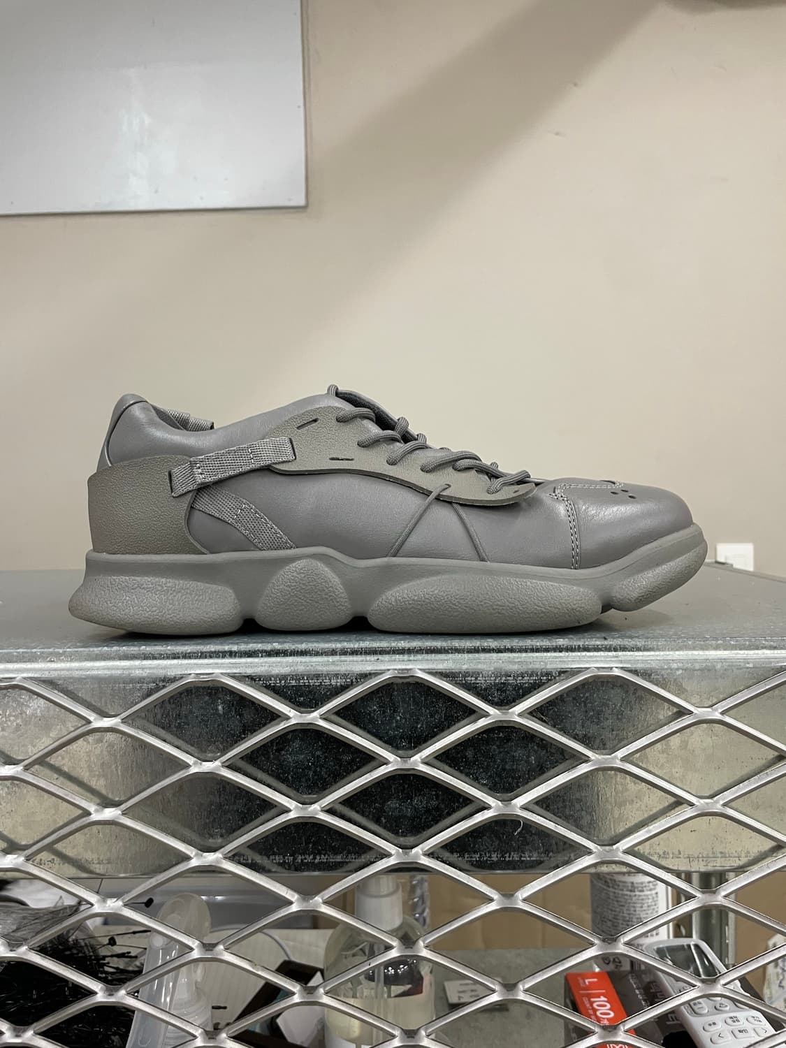 캠퍼 카스트 레더 스니커즈 그레이 42 상품이미지4