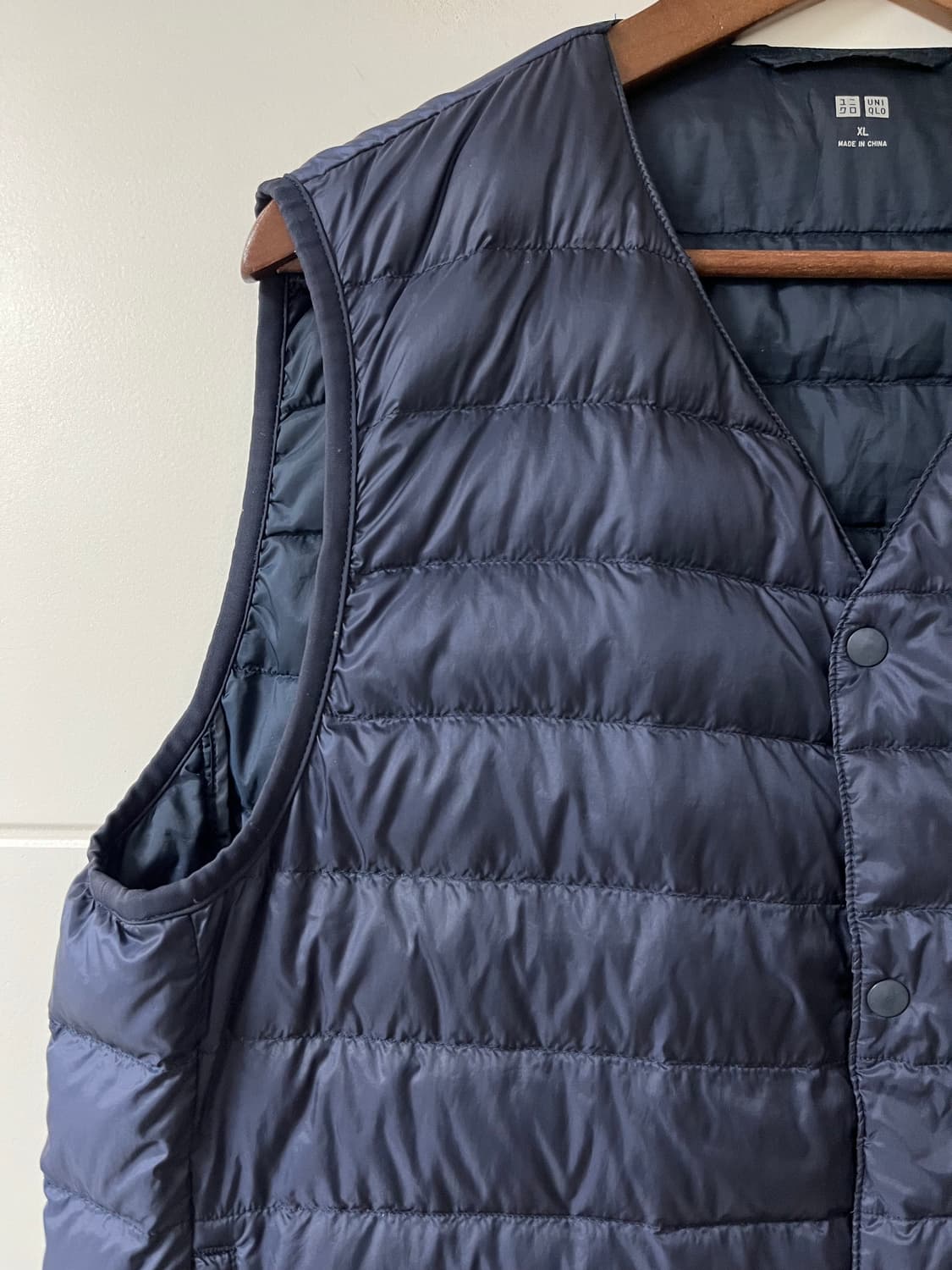 유니클로 경량 패딩 조끼 상품이미지3