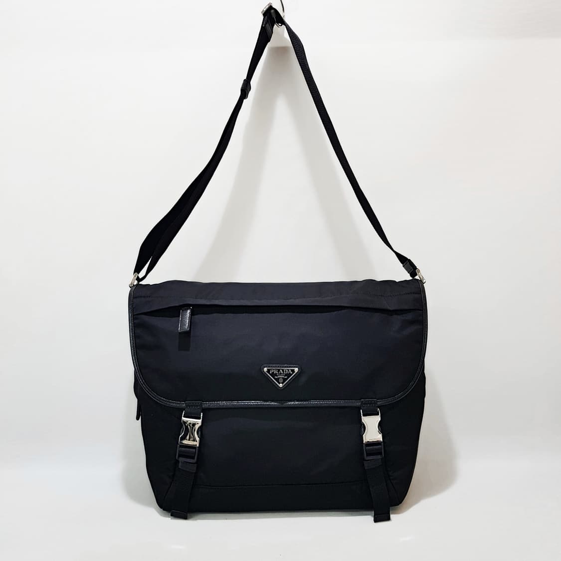 프라다 리나일론 및 사피아노 가죽 숄더백 2VD052 상품이미지1