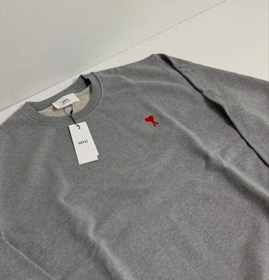 [새상품/QR정품]아미 맨투맨 논기모 스몰로고 남녀공용 3color 상품이미지7